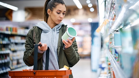 la etiqueta contiene información útil para el consumidor, ¿se lee bien?